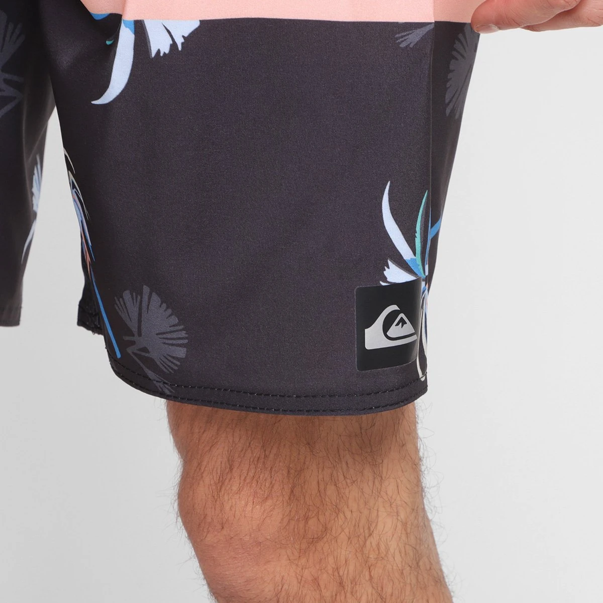 Bermuda Boardshort Quiksilver Surfsilk Sessions Flower 20 Masculina 5 Bermuda Boardshort Quiksilver Surfsilk Sessions Flower 20 Masculina - Image 3