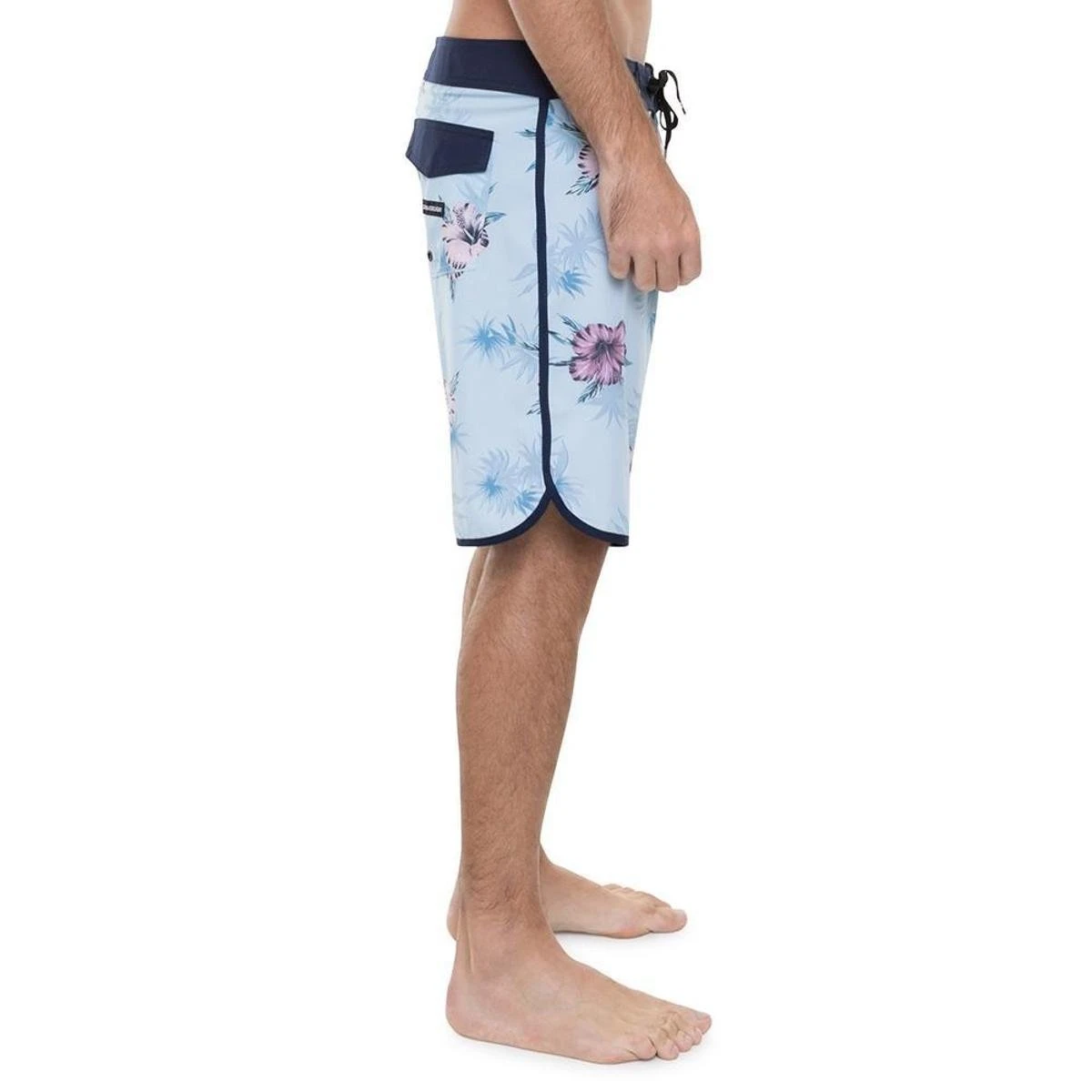 Bermuda Quiksilver Scallop Dye Another Day 20 SM23 5 Bermuda Quiksilver Scallop Dye Another Day 20 SM23 - Image 3