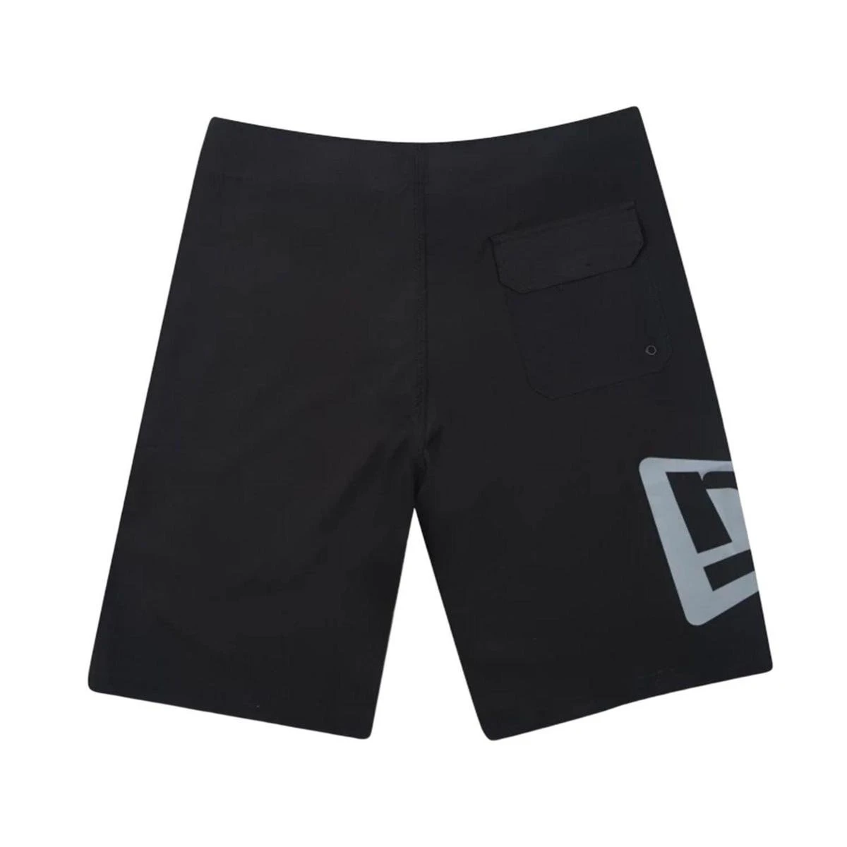 Bermuda New Era Boardshorts Core Flag Masculino - Preto 4 Bermuda New Era Boardshorts Core Flag Masculino - Preto - Image 2
