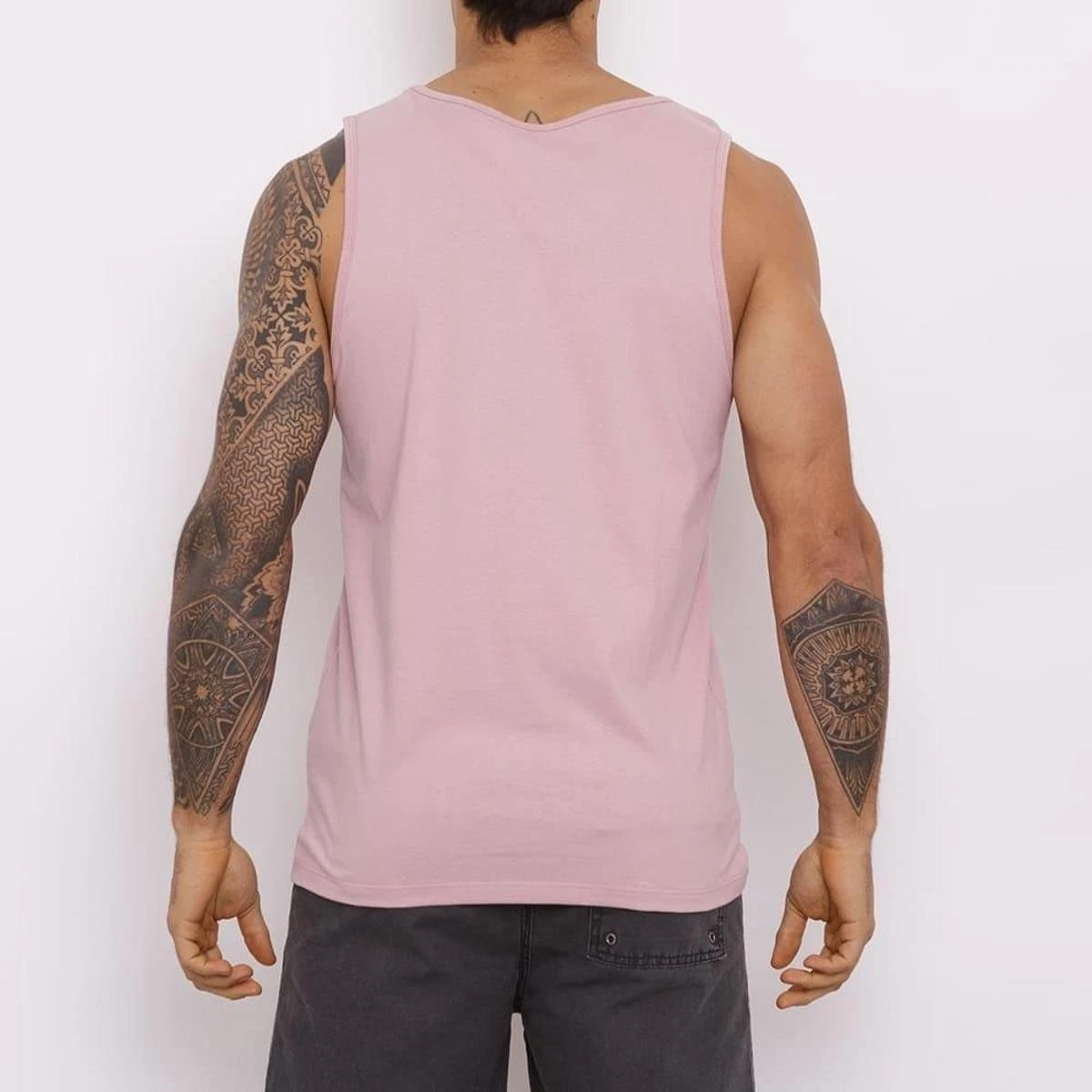 Camiseta Regata RVCA Big Rosa 4 Camiseta Regata RVCA Big Rosa - Image 2